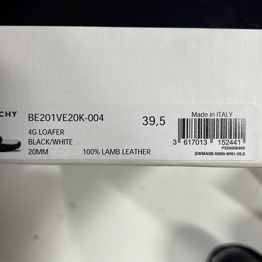 Givenchy
Western Mules In Leather Elegant Black and Silver Women's NIB 9.5 - Picture 5 of 9
